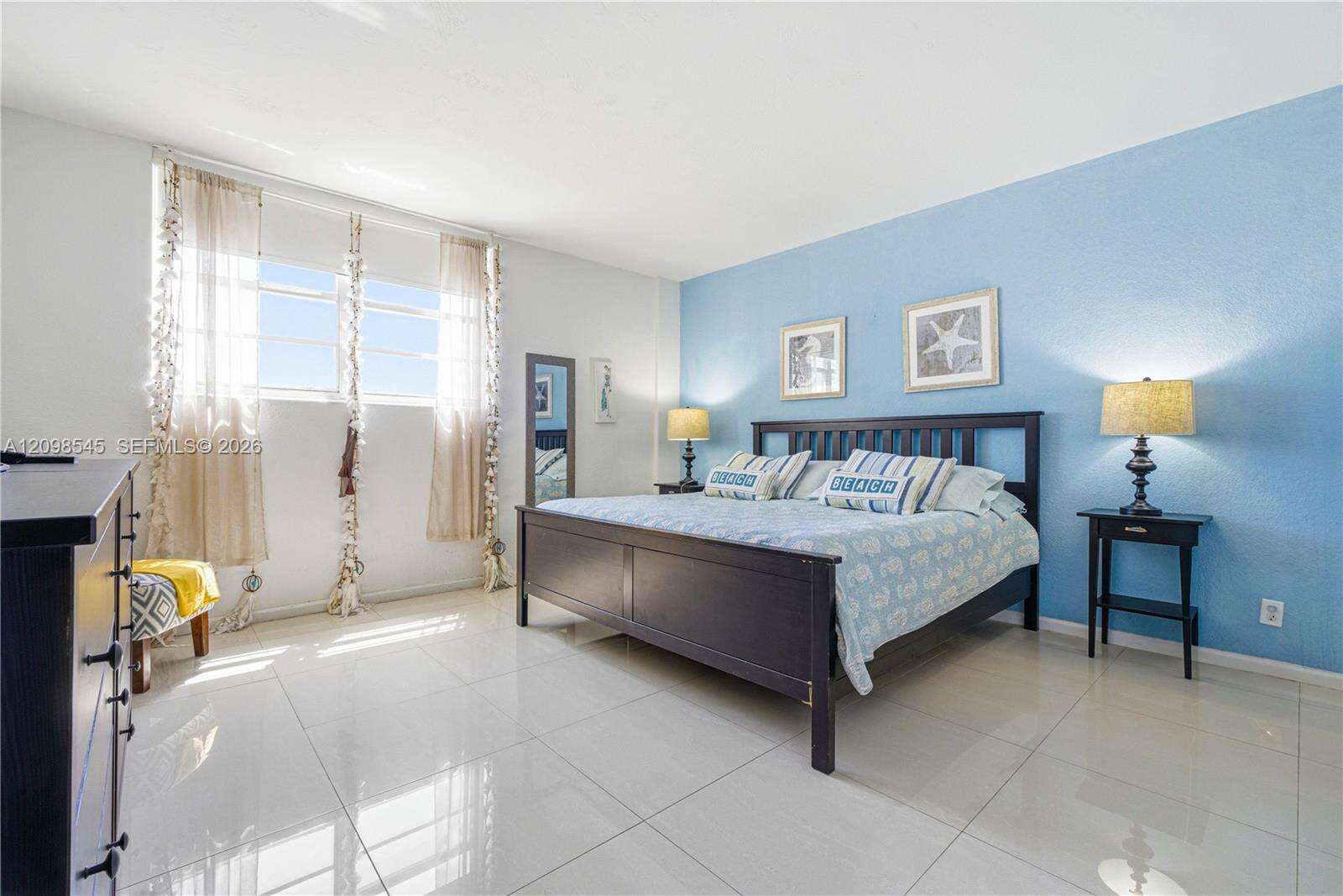 Tides On Hollywood Beach | Unit #10L Unit #10L | Picture 13