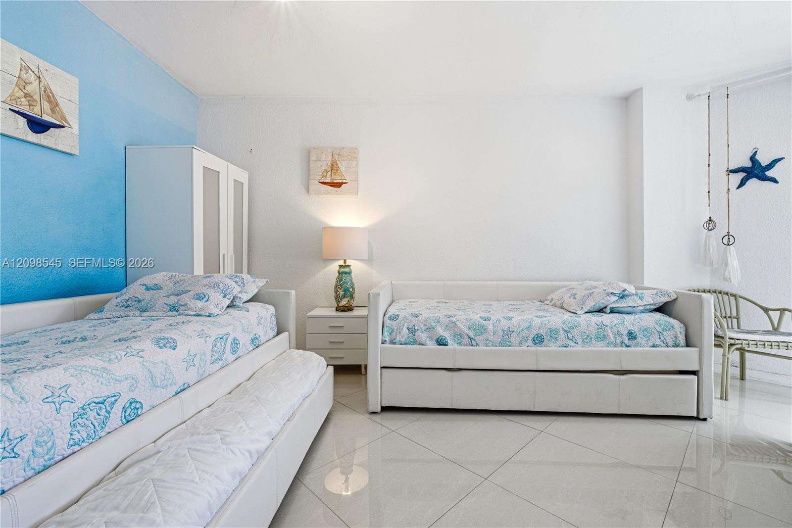 Tides On Hollywood Beach | Unit #10L Unit #10L | Picture 7