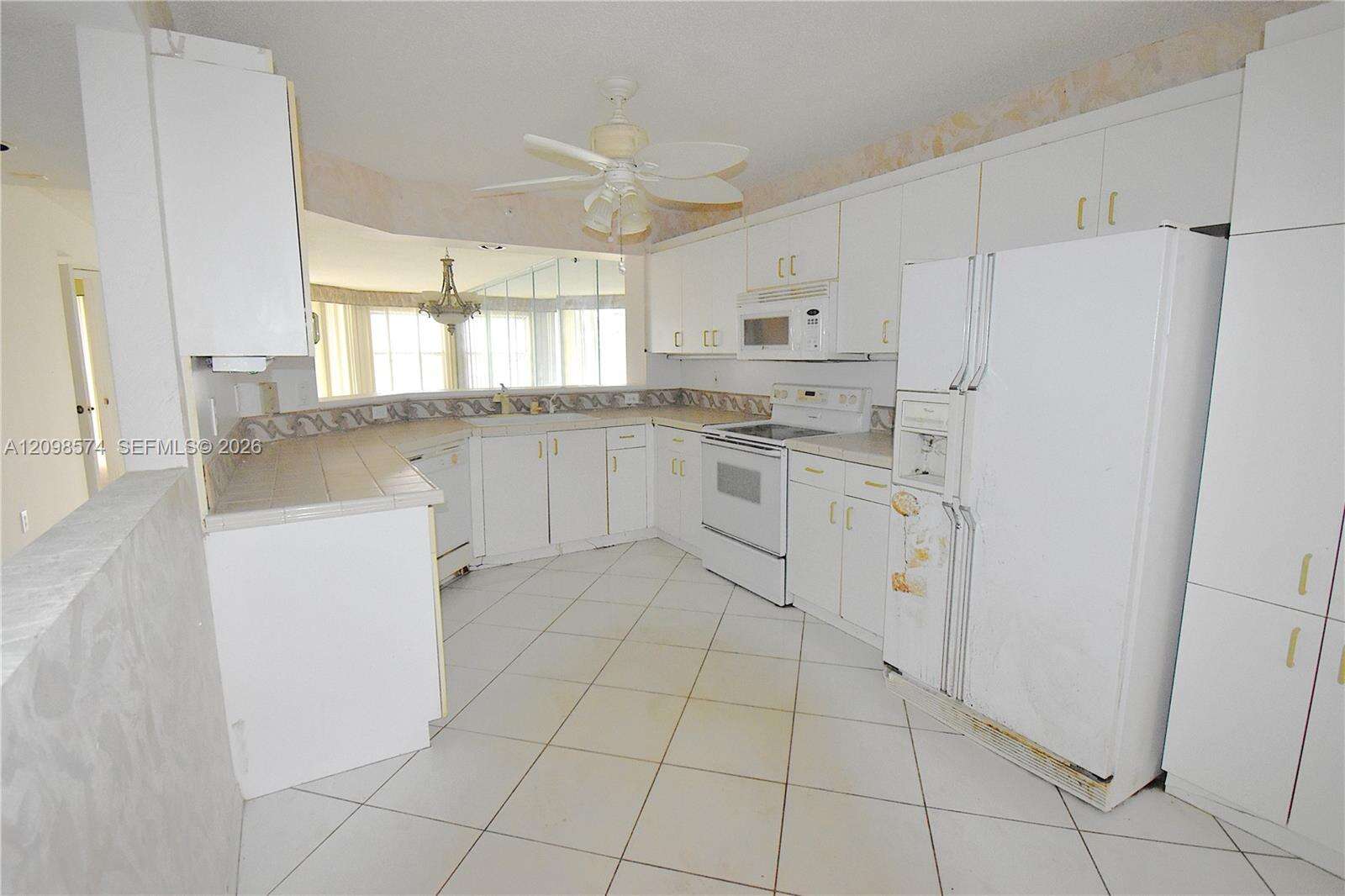 Granville Condominium A | Unit #104 Unit #104 | Picture 2