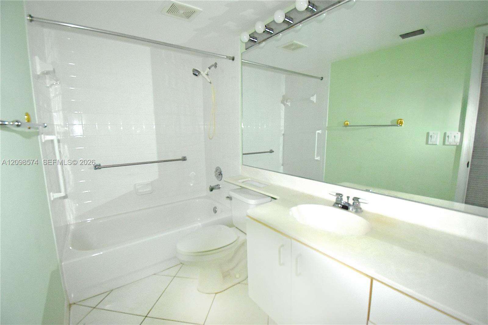 Granville Condominium A | Unit #104 Unit #104 | Picture 12