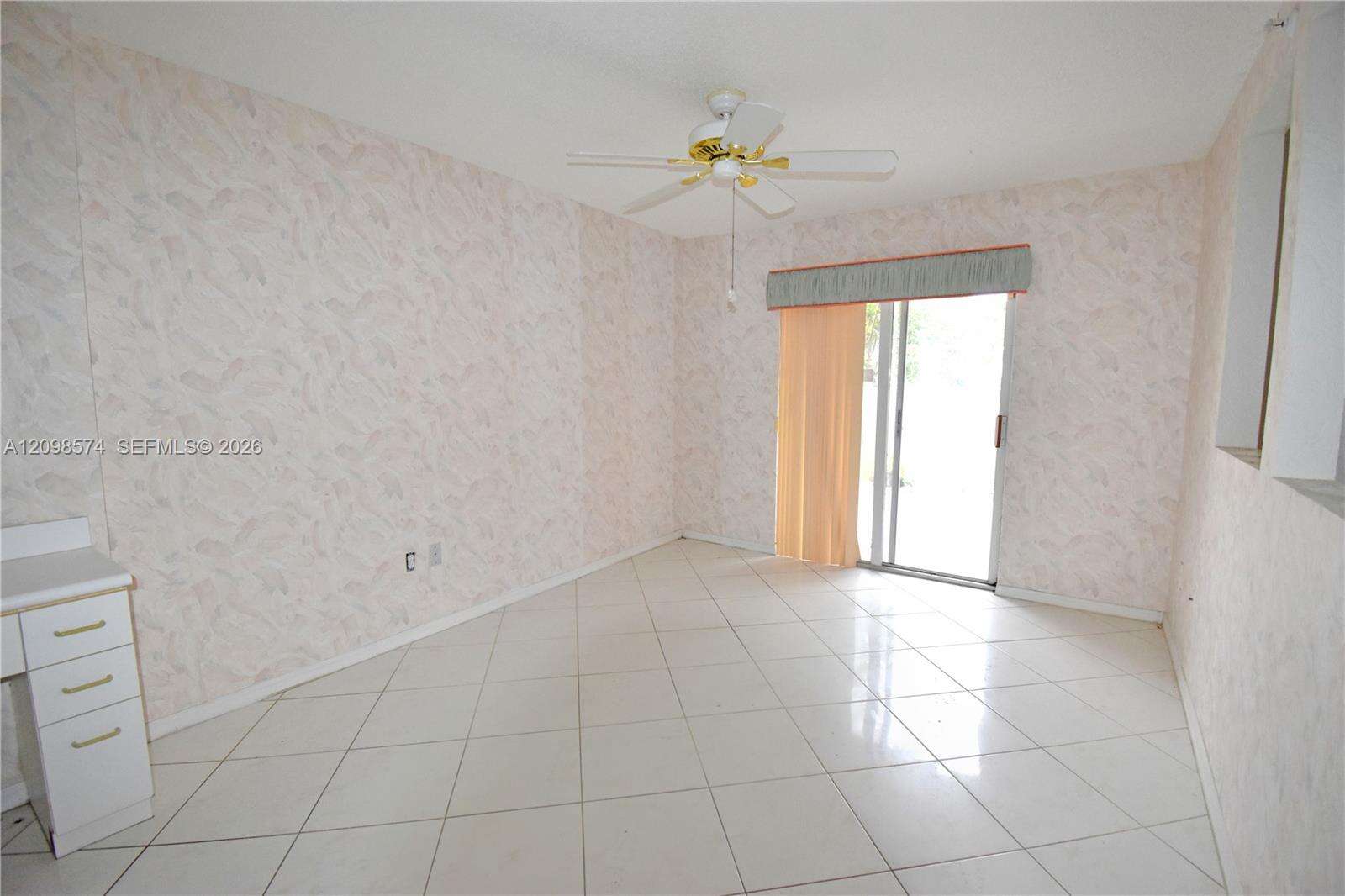 Granville Condominium A | Unit #104 Unit #104 | Picture 5