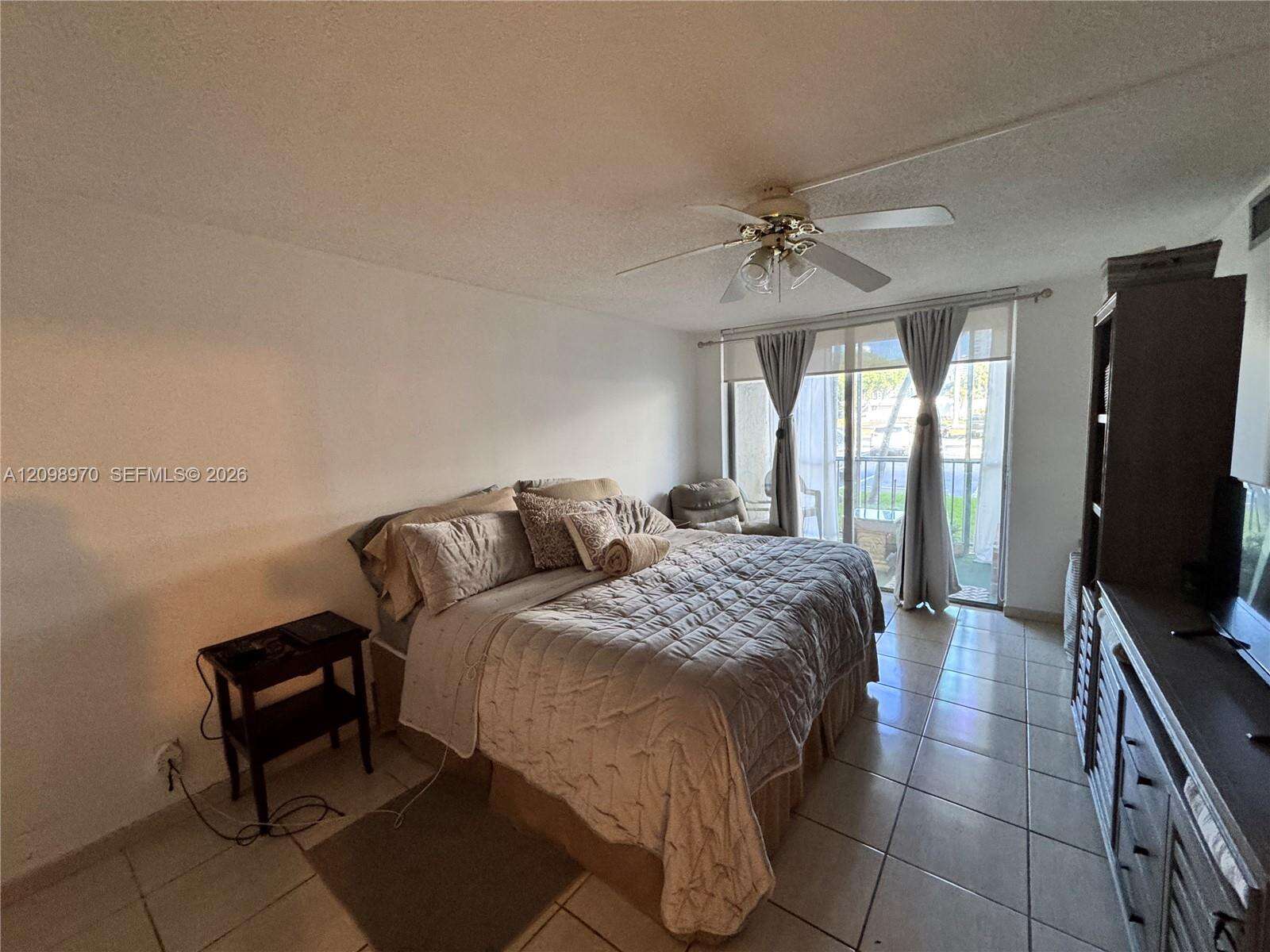 Desoto Park | Unit #103 Unit #103 | Picture 7
