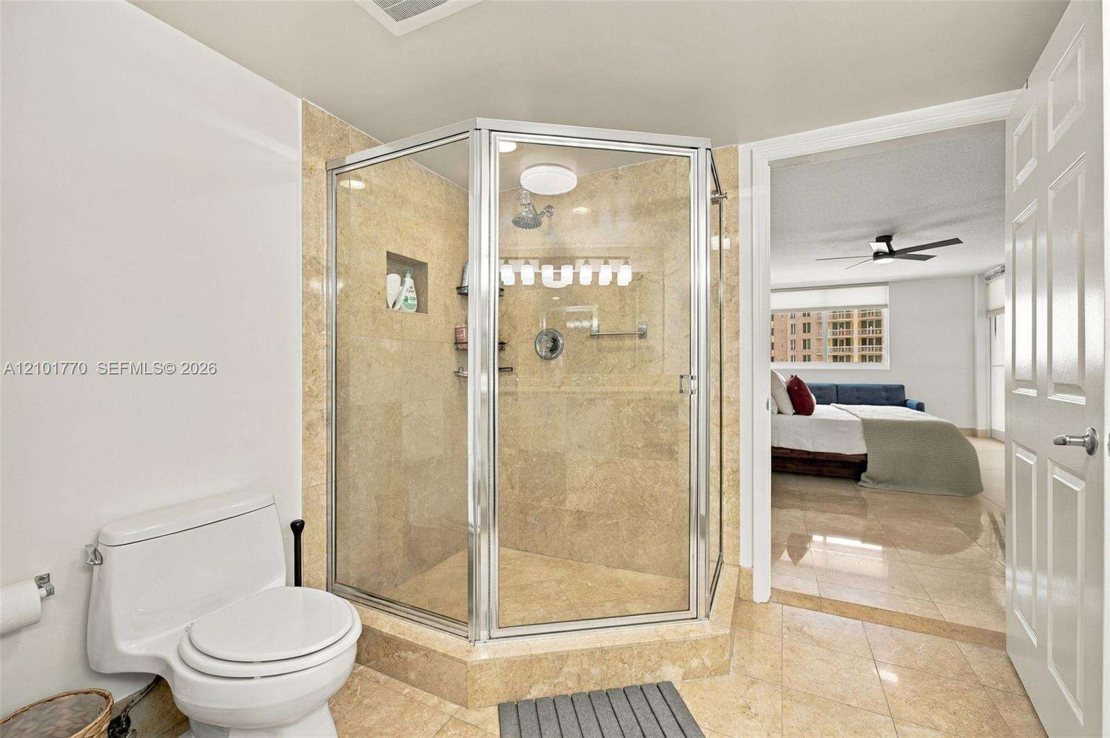 Vue | Unit #701 Unit #701 | Picture 15