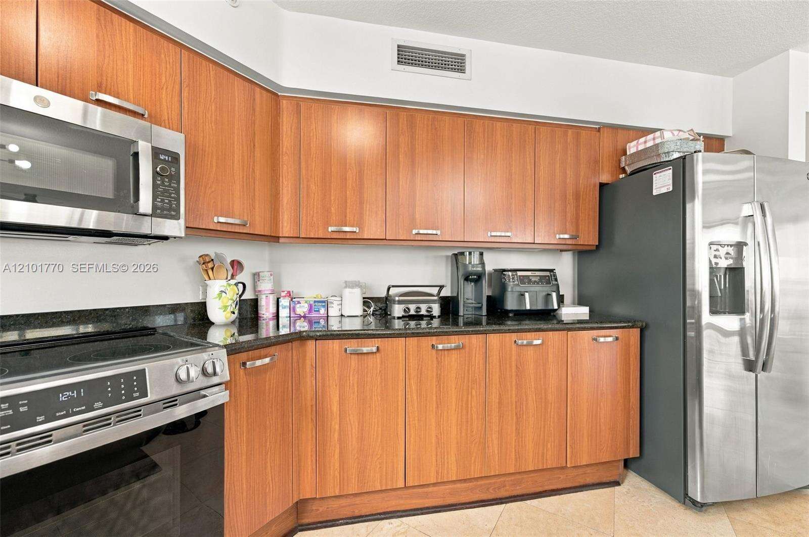 Vue | Unit #701 Unit #701 | Picture 9