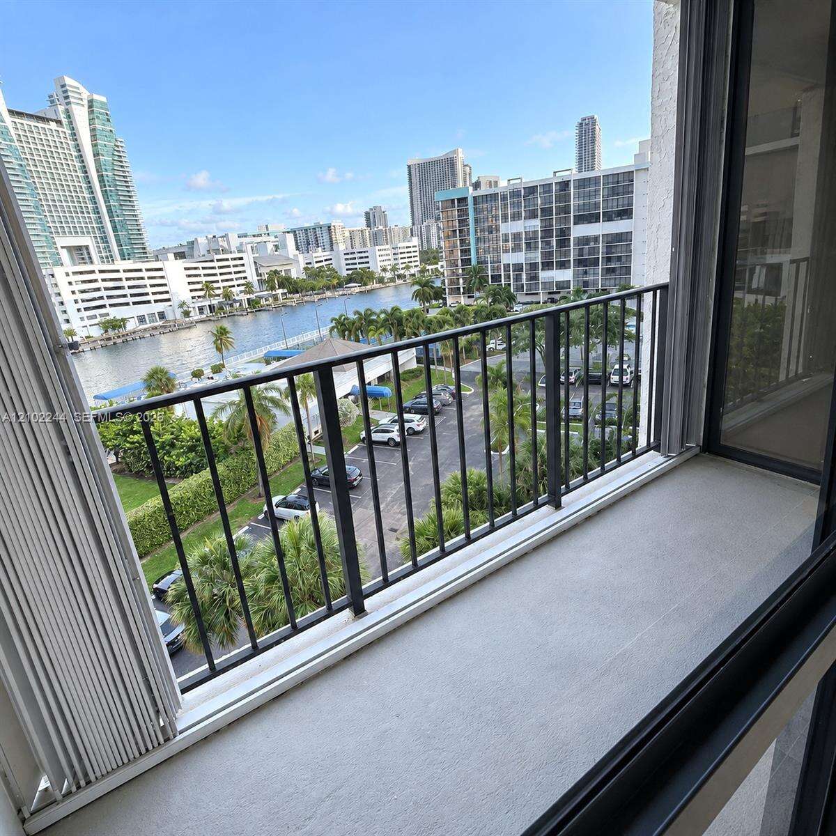 The Towers Of Oceanview South | Unit #722 Unit #722 | Picture 17