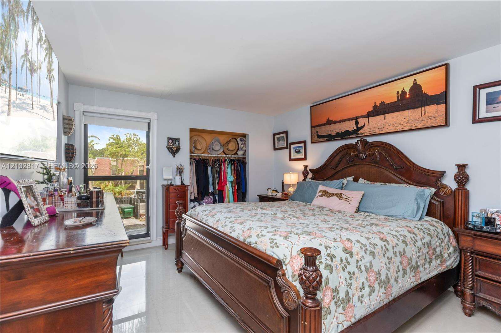 Westview Condominium No One | Unit #8956 Unit #8956 | Picture 5