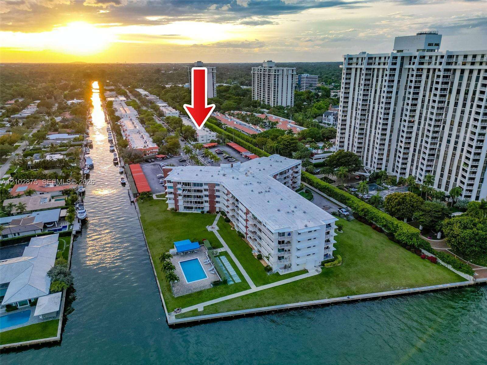 Harbour Club Villas Condo Townhouse 3 6 | Unit #3-6 Unit #3-6 | Picture 2