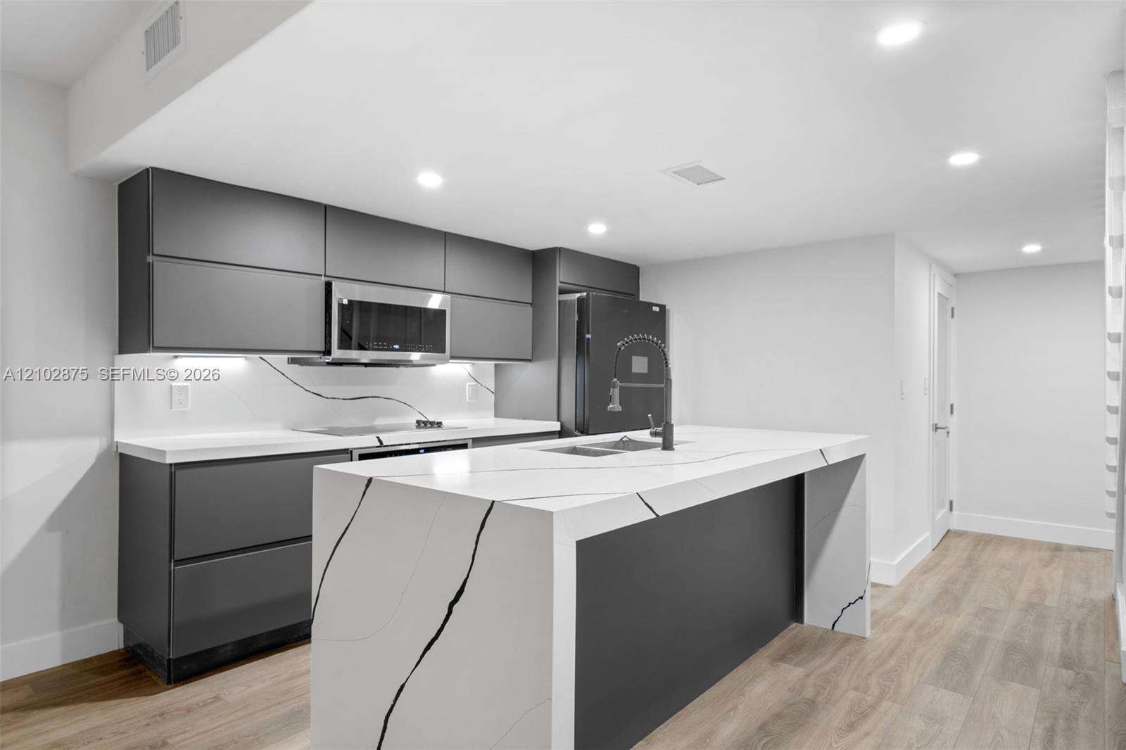 Harbour Club Villas Condo Townhouse 3 6 | Unit #3-6 Unit #3-6 | Picture 13