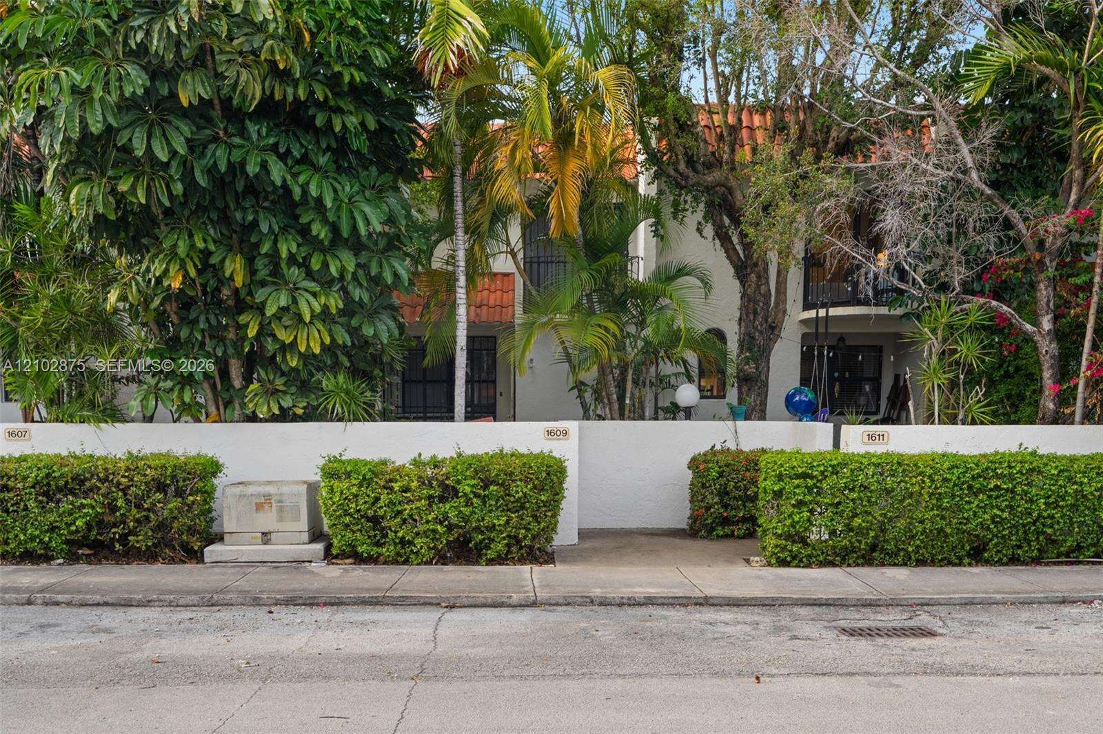 Harbour Club Villas Condo Townhouse 3 6 | Unit #3-6 Unit #3-6 | Picture 4