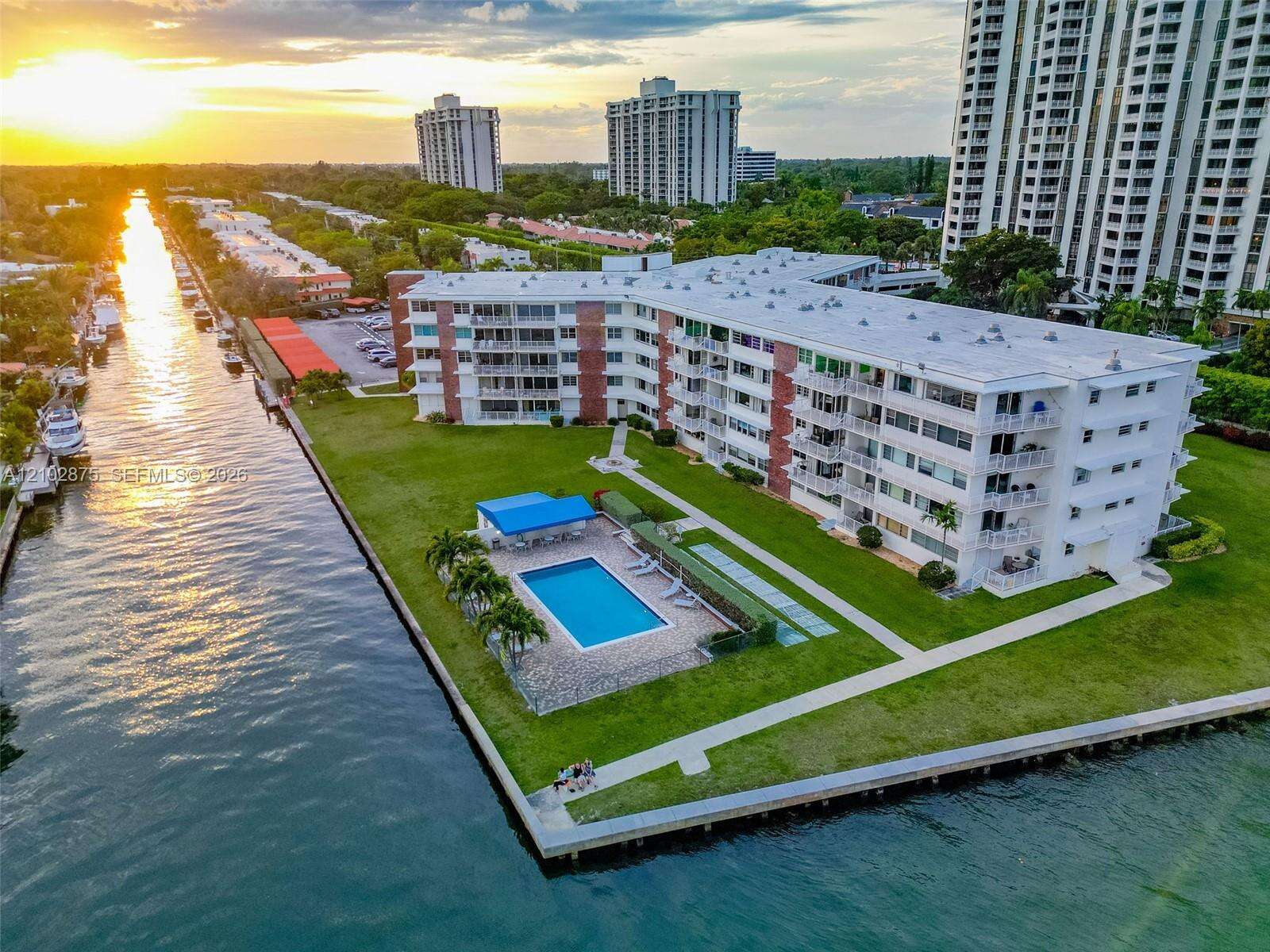 Harbour Club Villas Condo Townhouse 3 6 | Unit #3-6 Unit #3-6 | Picture 54