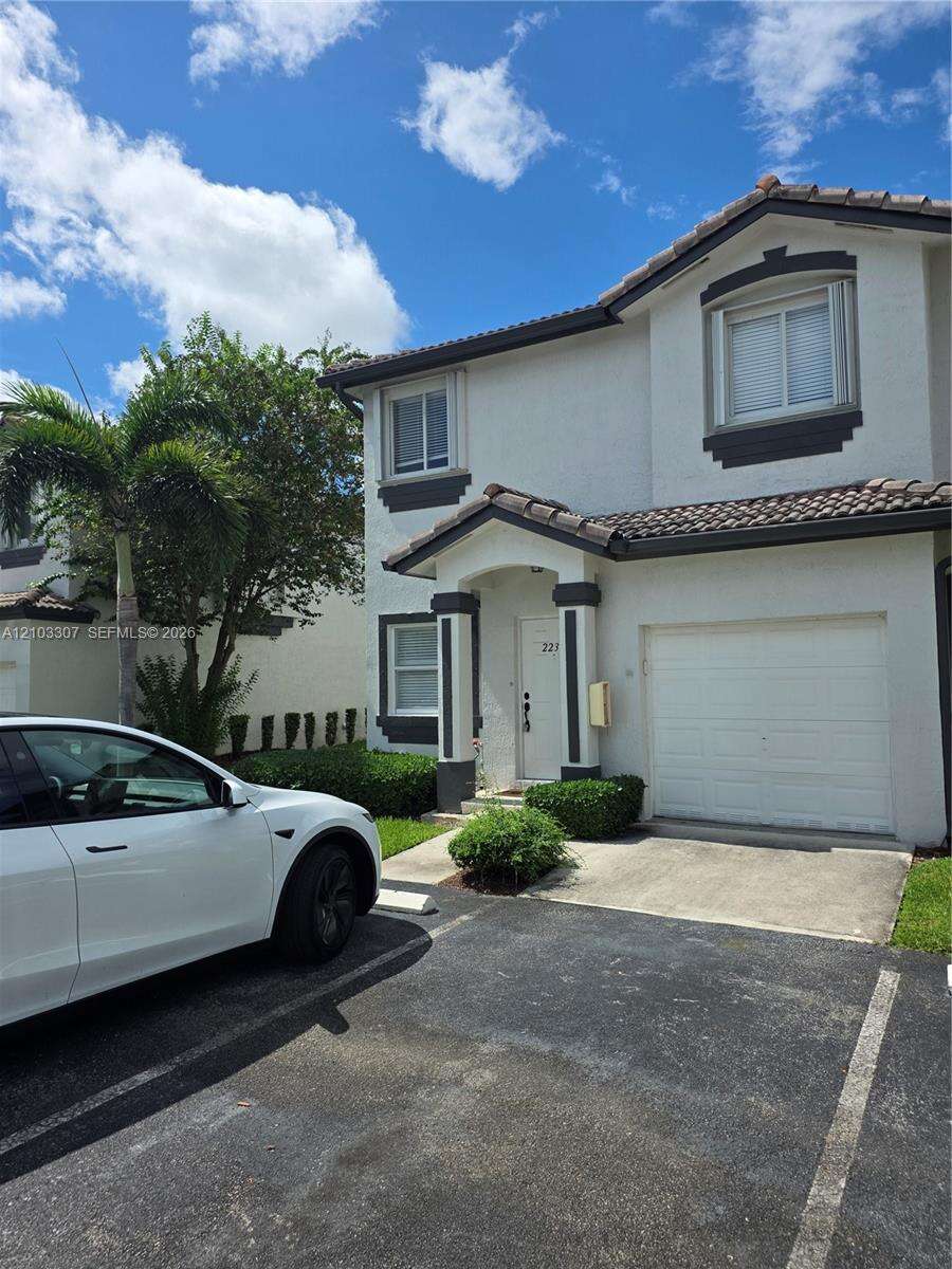 Towngate Condo Two | Unit #2238 Unit #2238 | Picture 2