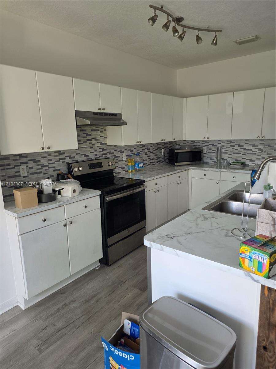 Towngate Condo Two | Unit #2238 Unit #2238 | Picture 6