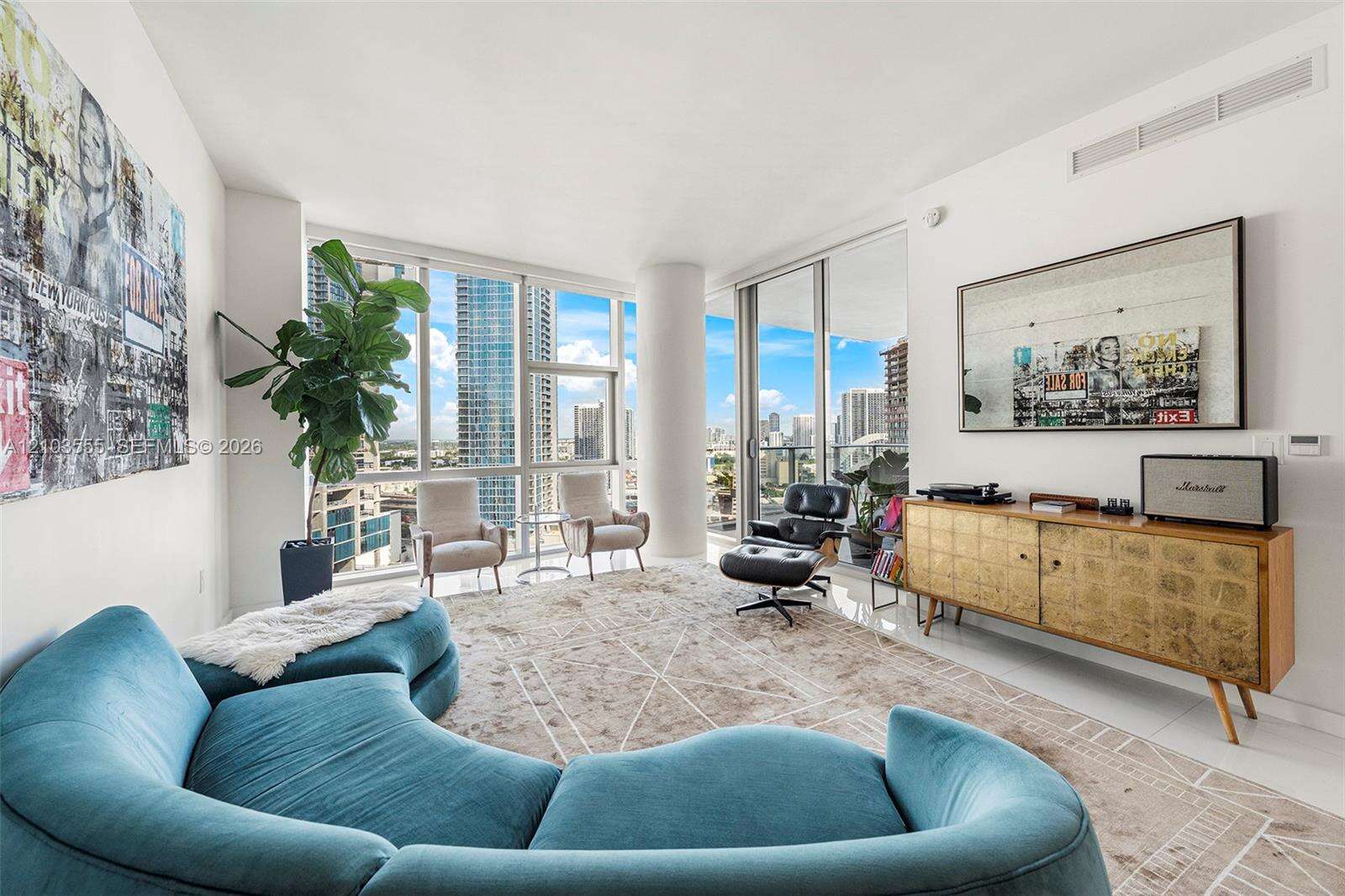 Paramount Miami Worldcenter | Unit #1901 Unit #1901 | Picture 1