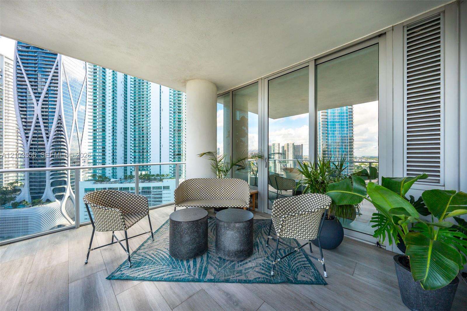 Paramount Miami Worldcenter | Unit #1901 Unit #1901 | Picture 4