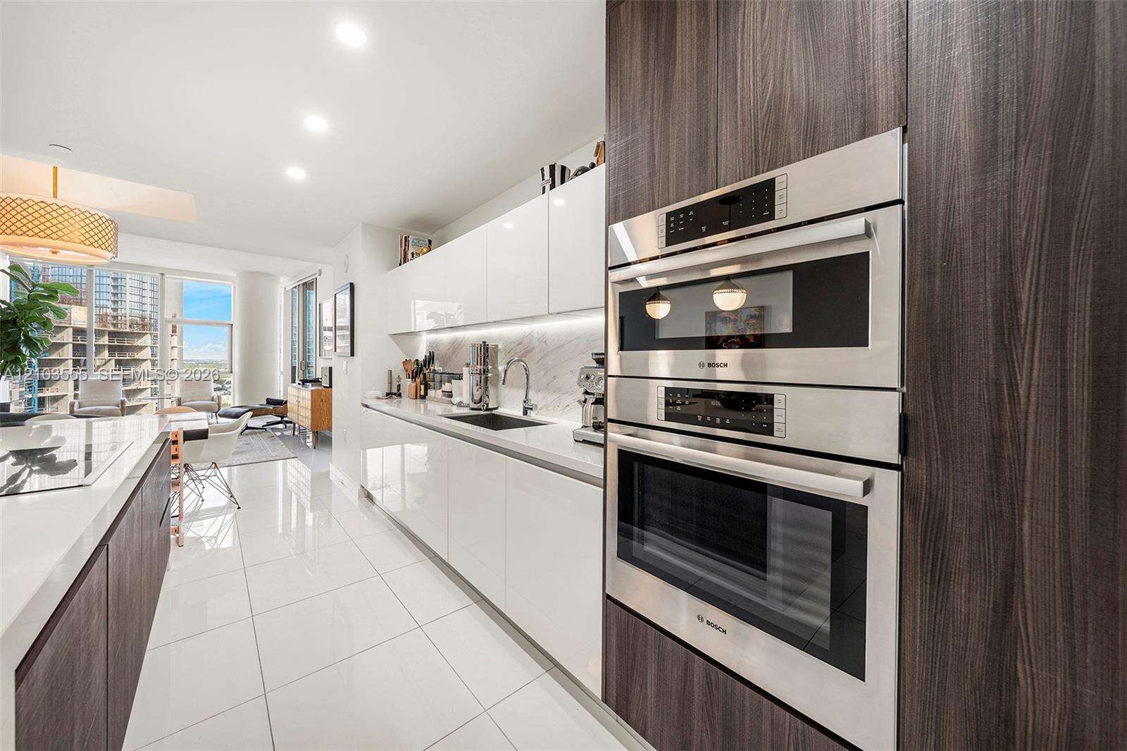 Paramount Miami Worldcenter | Unit #1901 Unit #1901 | Picture 9