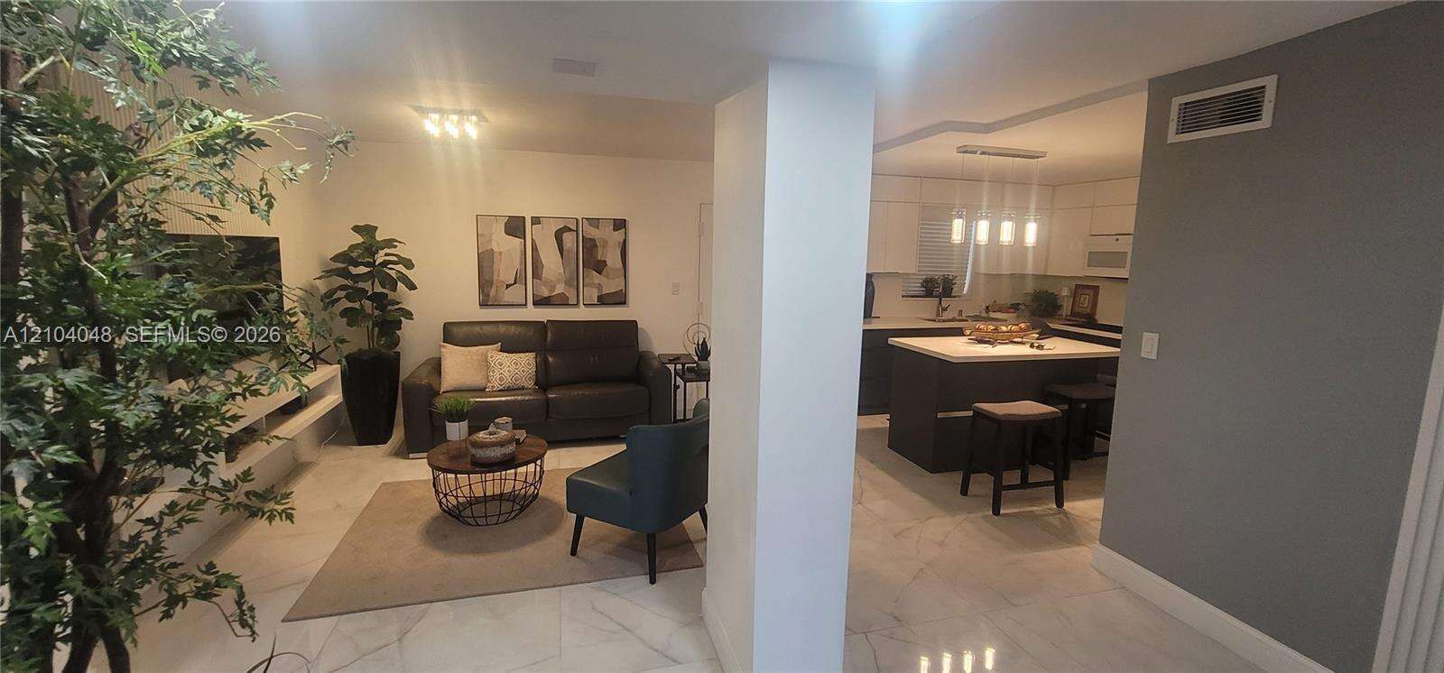 The Beach Club At Fontainebleau Park | Unit #I108 Unit #I108 | Picture 3