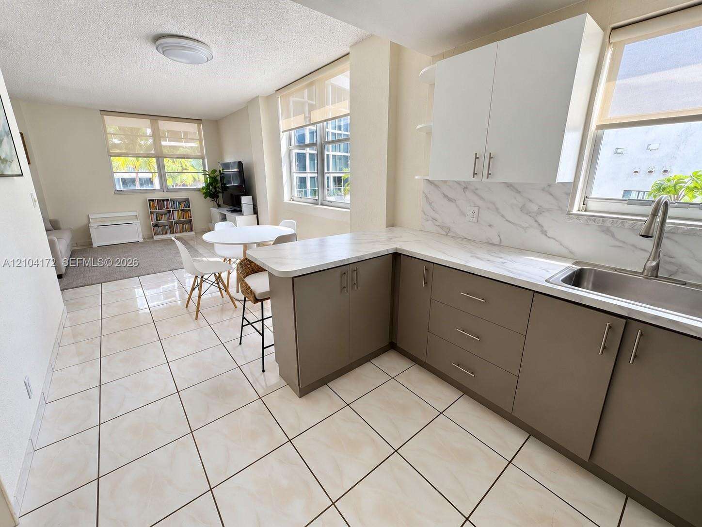 Clearview Towers | Unit #410 Unit #410 | Picture 12