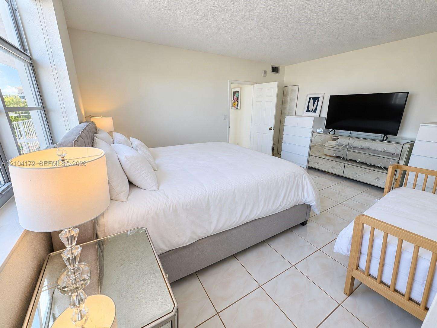 Clearview Towers | Unit #410 Unit #410 | Picture 17