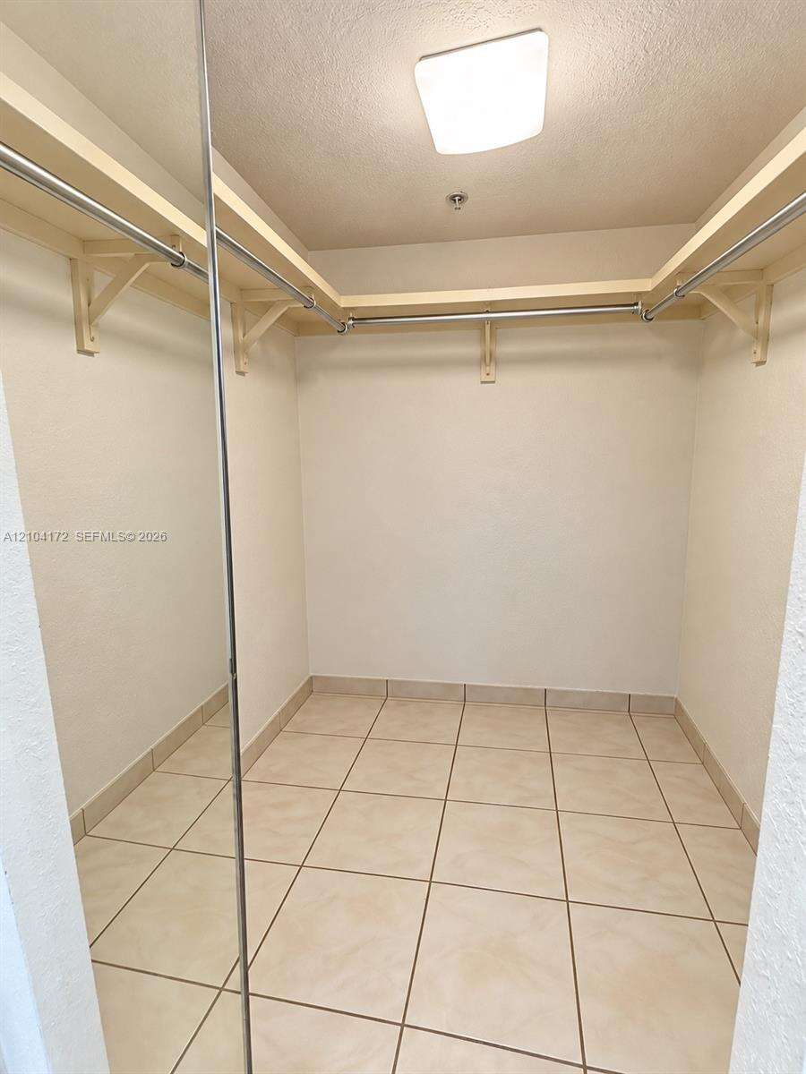 Clearview Towers | Unit #410 Unit #410 | Picture 18