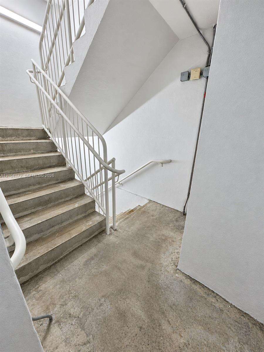 Clearview Towers | Unit #410 Unit #410 | Picture 30