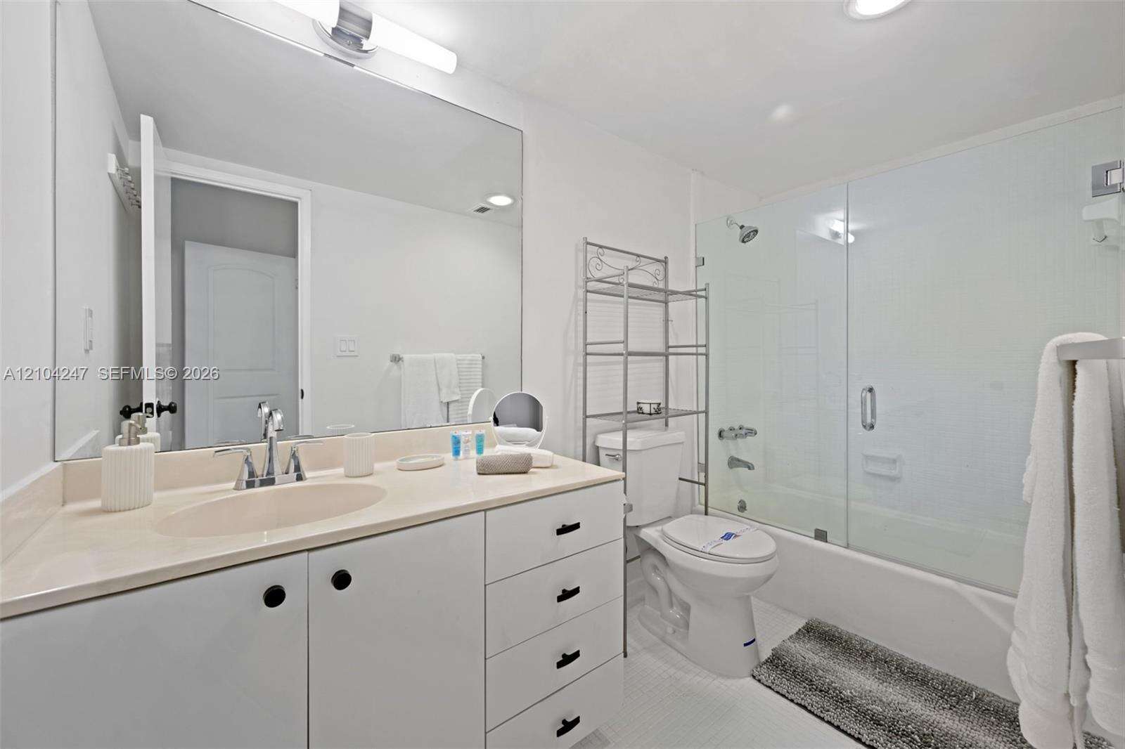 Ocean Reserve | Unit #708 Unit #708 | Picture 14