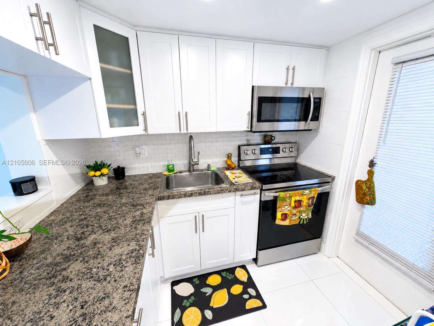 Hillcrest Country Club Apts No 7 | Unit #205 Unit #205 | Picture 16
