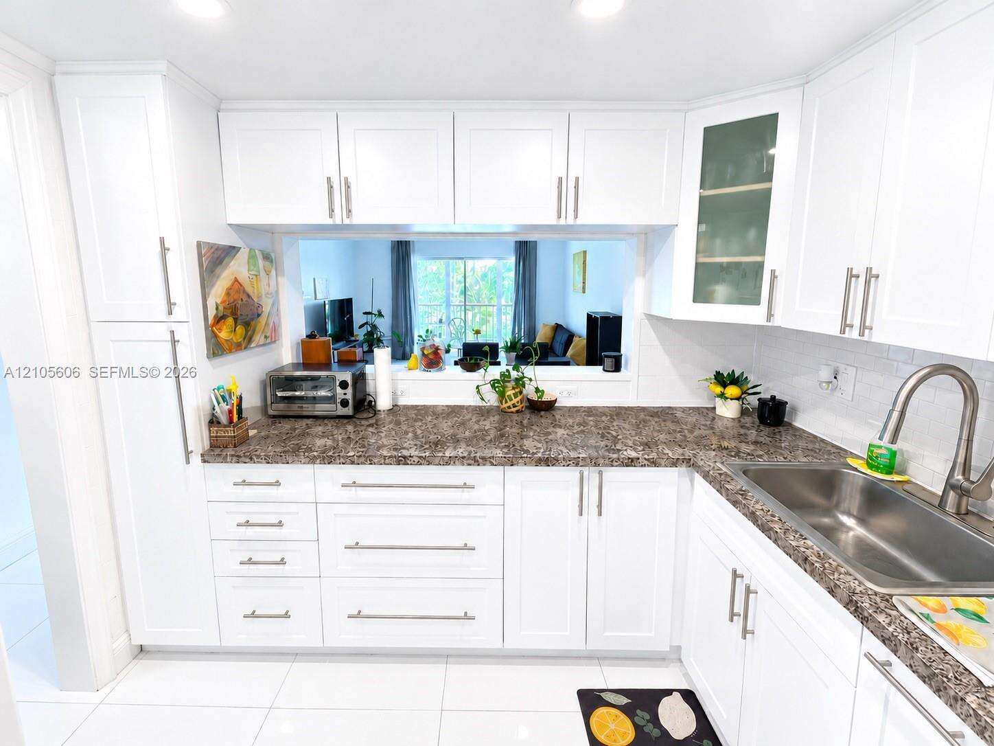 Hillcrest Country Club Apts No 7 | Unit #205 Unit #205 | Picture 18