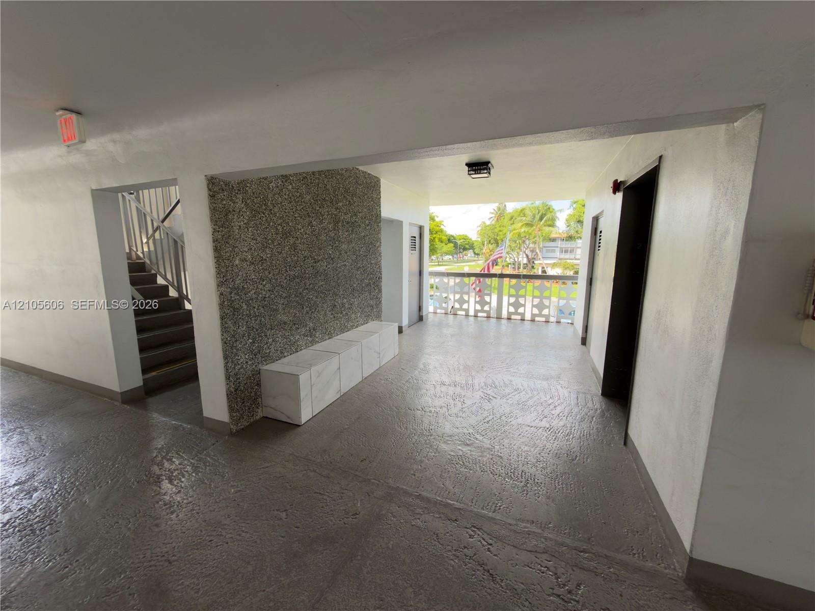 Hillcrest Country Club Apts No 7 | Unit #205 Unit #205 | Picture 8