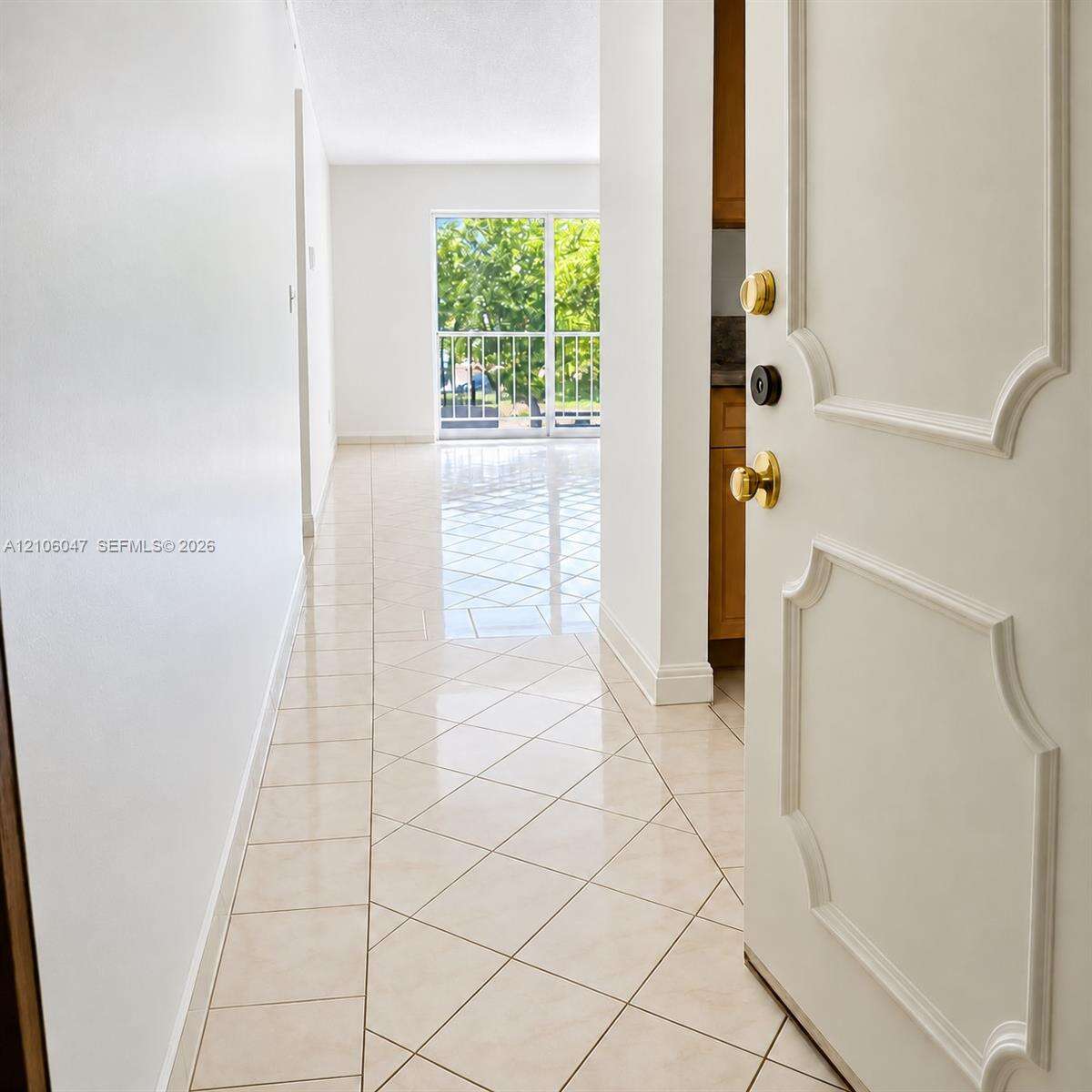 Capri Gardens | Unit #C301 Unit #C301 | Picture 4