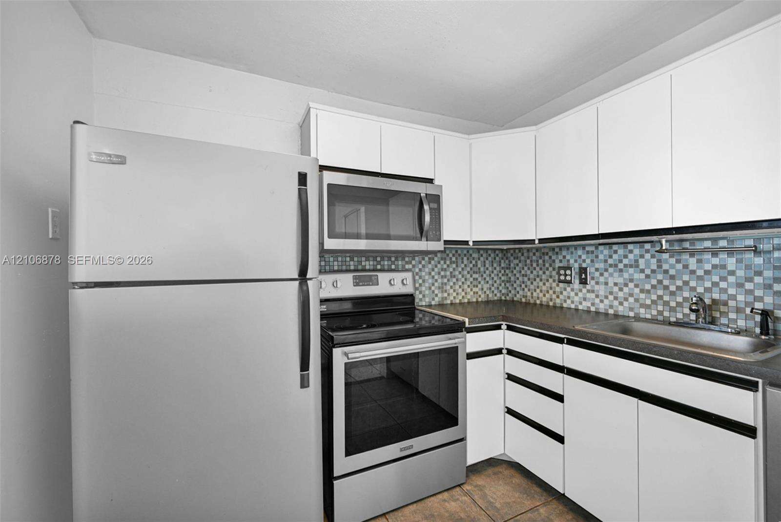 Bay Place | Unit #306 Unit #306 | Picture 16