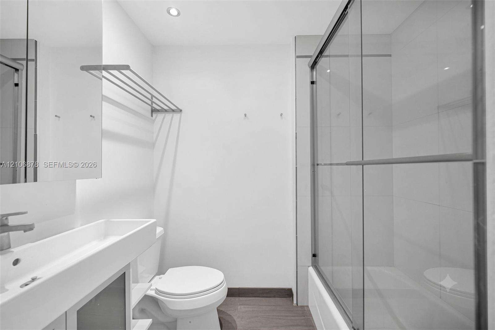 Bay Place | Unit #306 Unit #306 | Picture 23