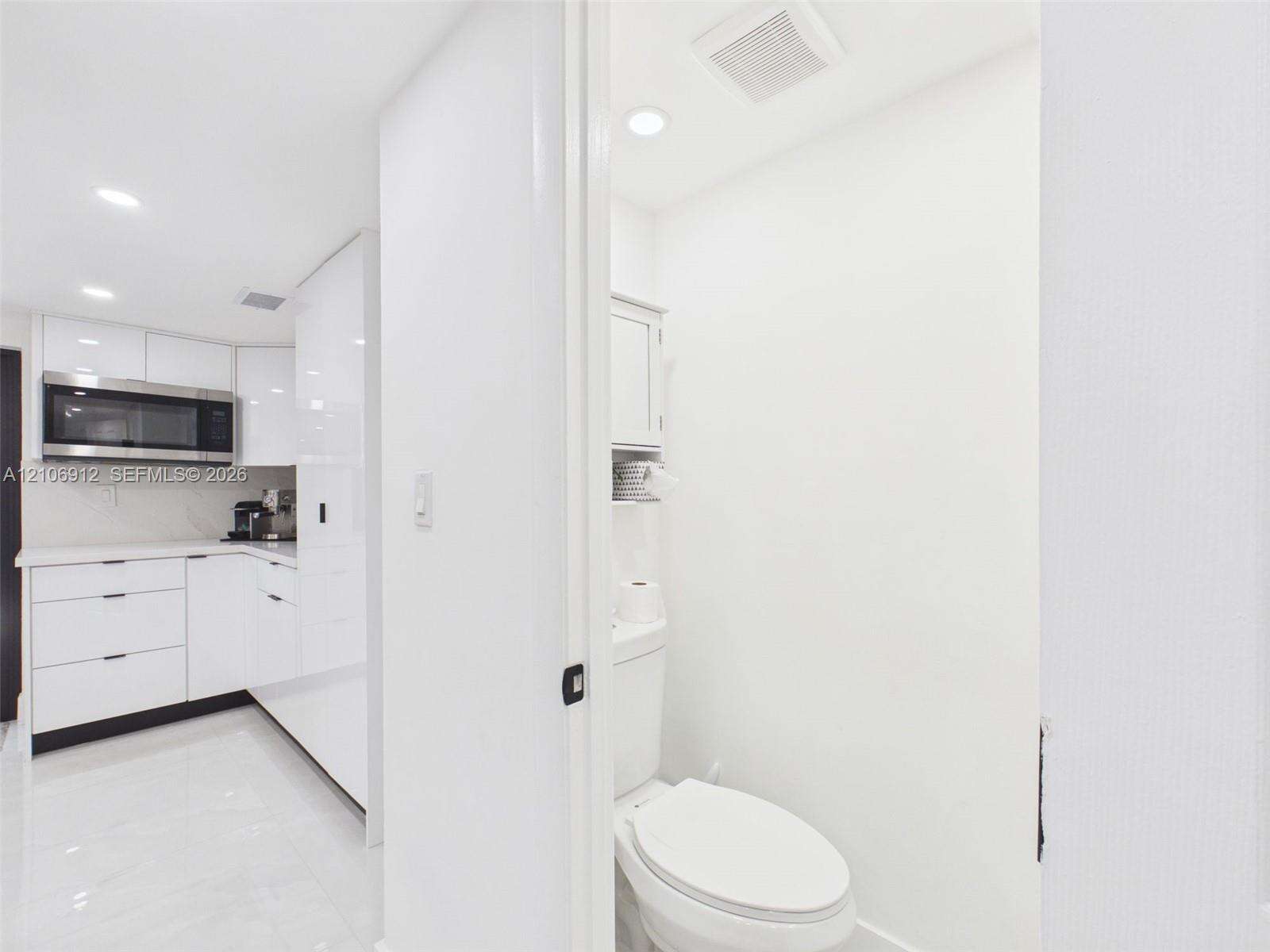 Oasis En Mango Hill Condo Ph I | Unit #19 Unit #19 | Picture 7