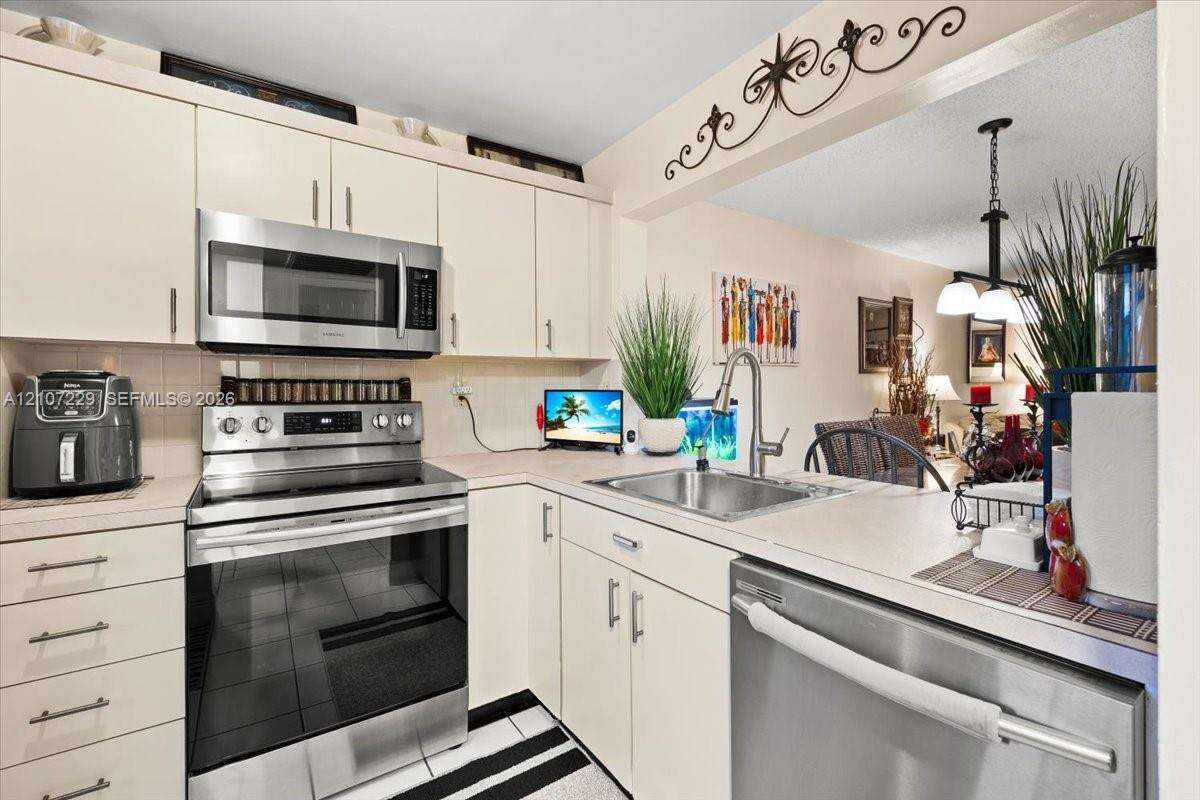 Monterey Village Condo Two | Unit #205-1 Unit #205-1 | Picture 7