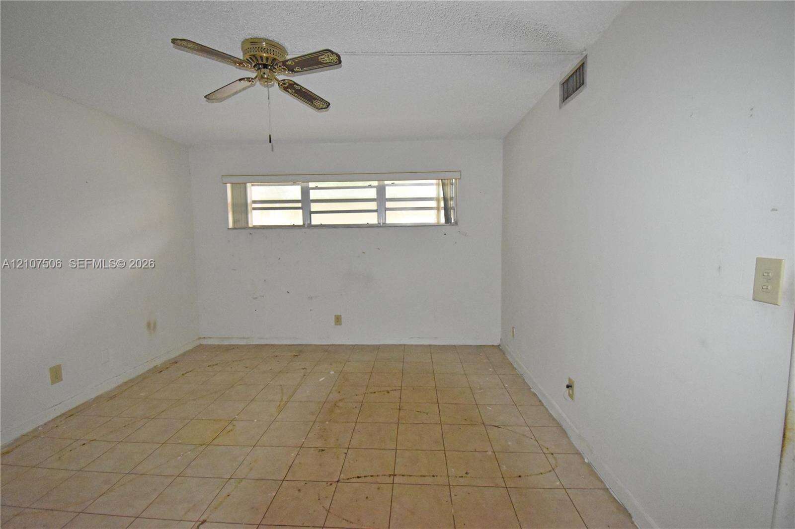 Hollybrook Golf And Tennis Club | Unit #207 Unit #207 | Picture 6