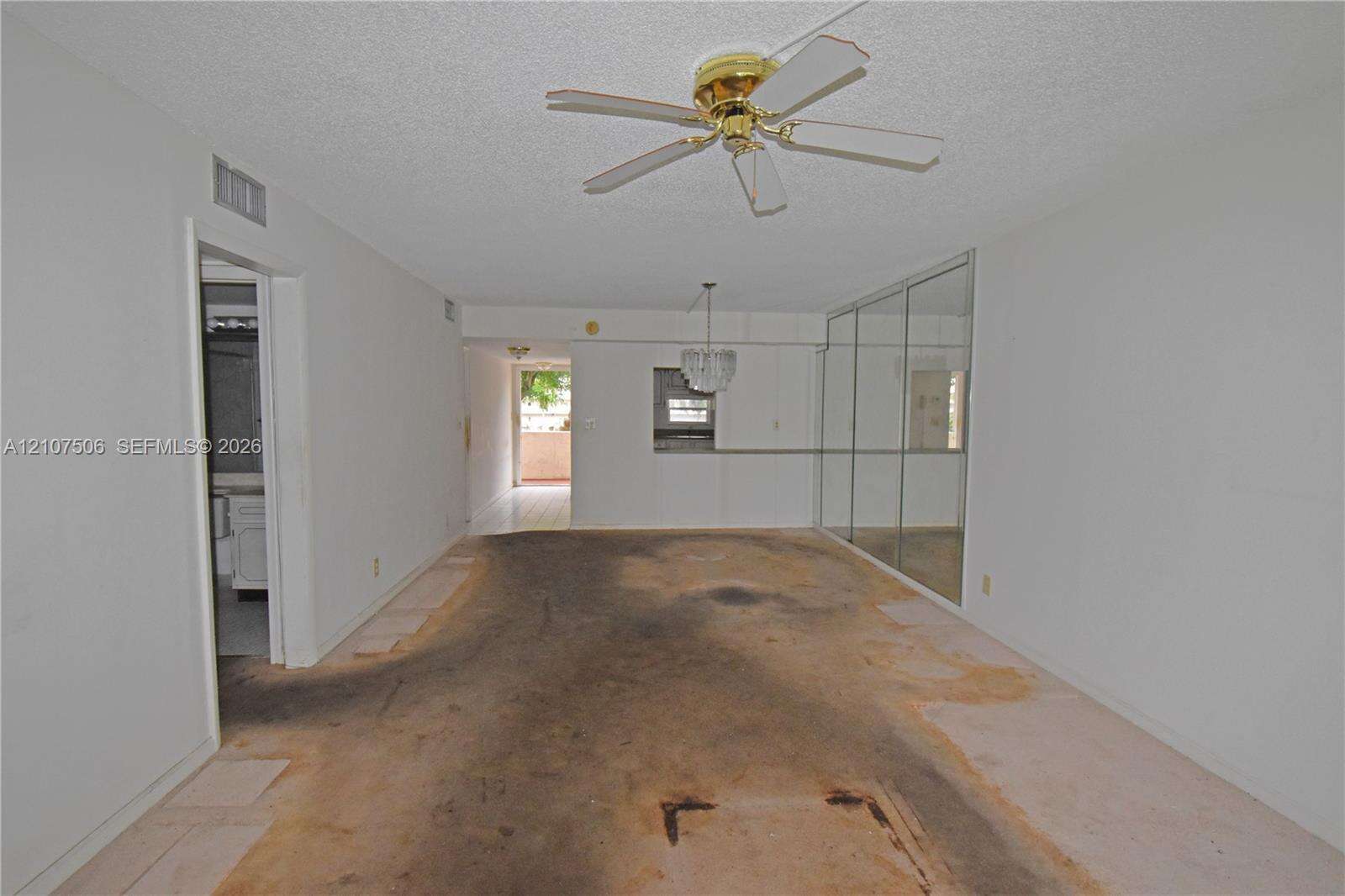Hollybrook Golf And Tennis Club | Unit #207 Unit #207 | Picture 7