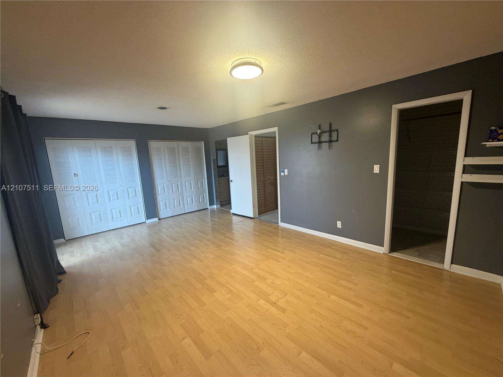 Valencia Village Condo Phase I | Unit #5-4 Unit #5-4 | Picture 18