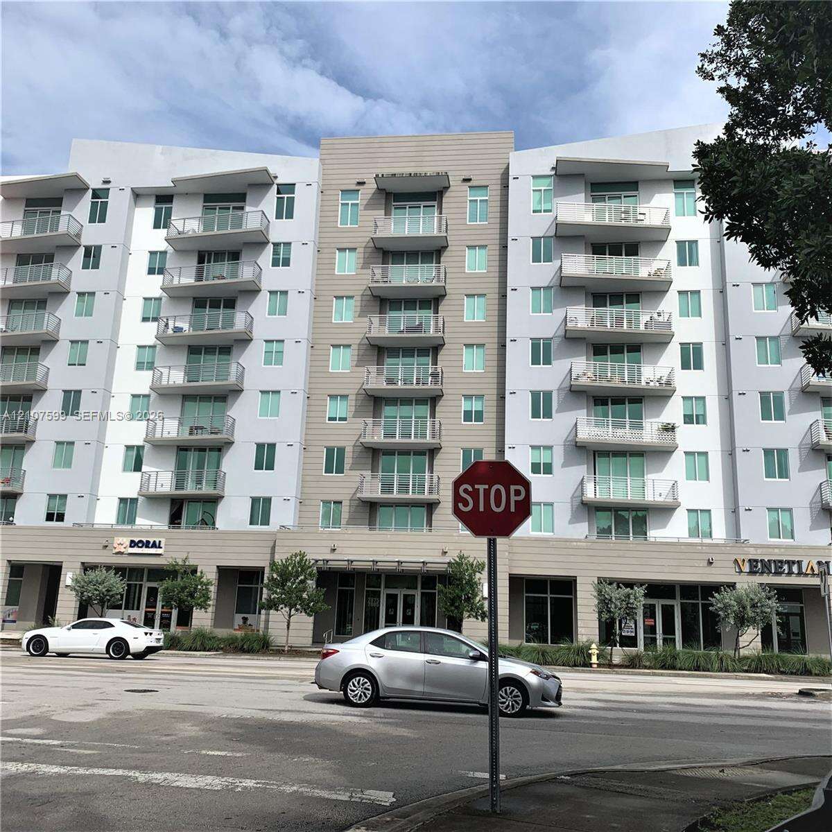 Midtown Doral | Unit #208 Unit #208 | Picture 1