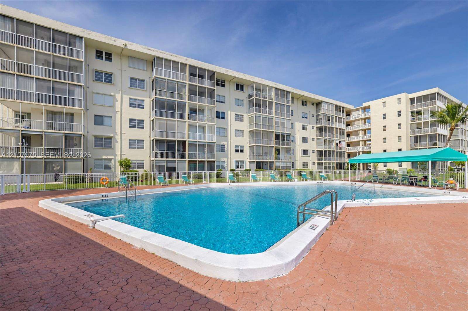 Point East Sec Iii Condominium | Unit #M108 Unit #M108 | Picture 23