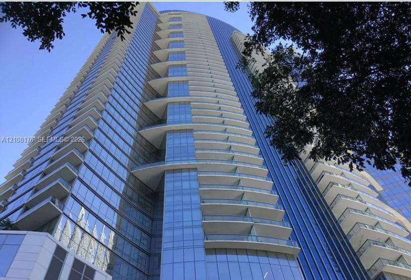 Paramount Miami Worldcenter | Unit #4008 Unit #4008 | Picture 1