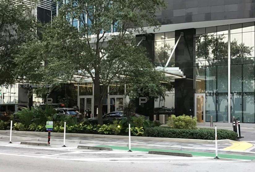 Paramount Miami Worldcenter | Unit #4008 Unit #4008 | Picture 8