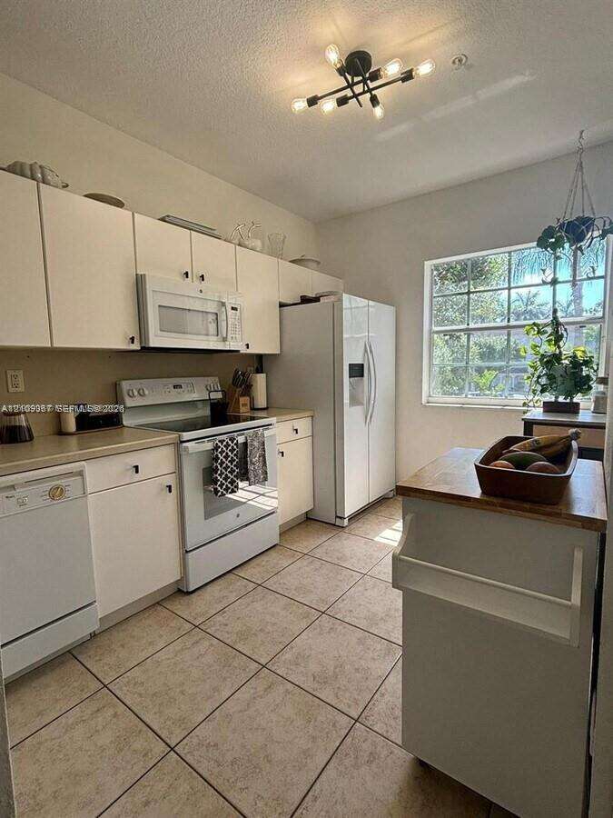 Las Brisas At Doral Condo No 5 | Unit #212 Unit #212 | Picture 7