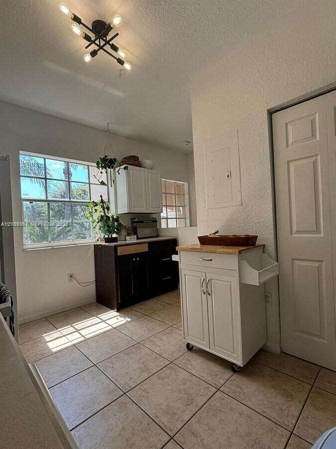 Las Brisas At Doral Condo No 5 | Unit #212 Unit #212 | Picture 8