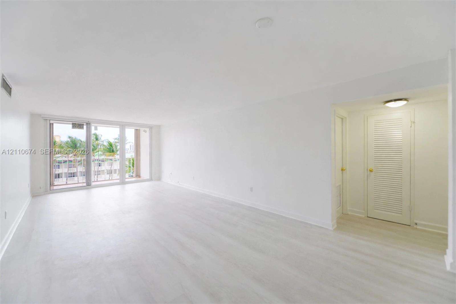 Kennedy House | Unit #5H Unit #5H | Picture 11