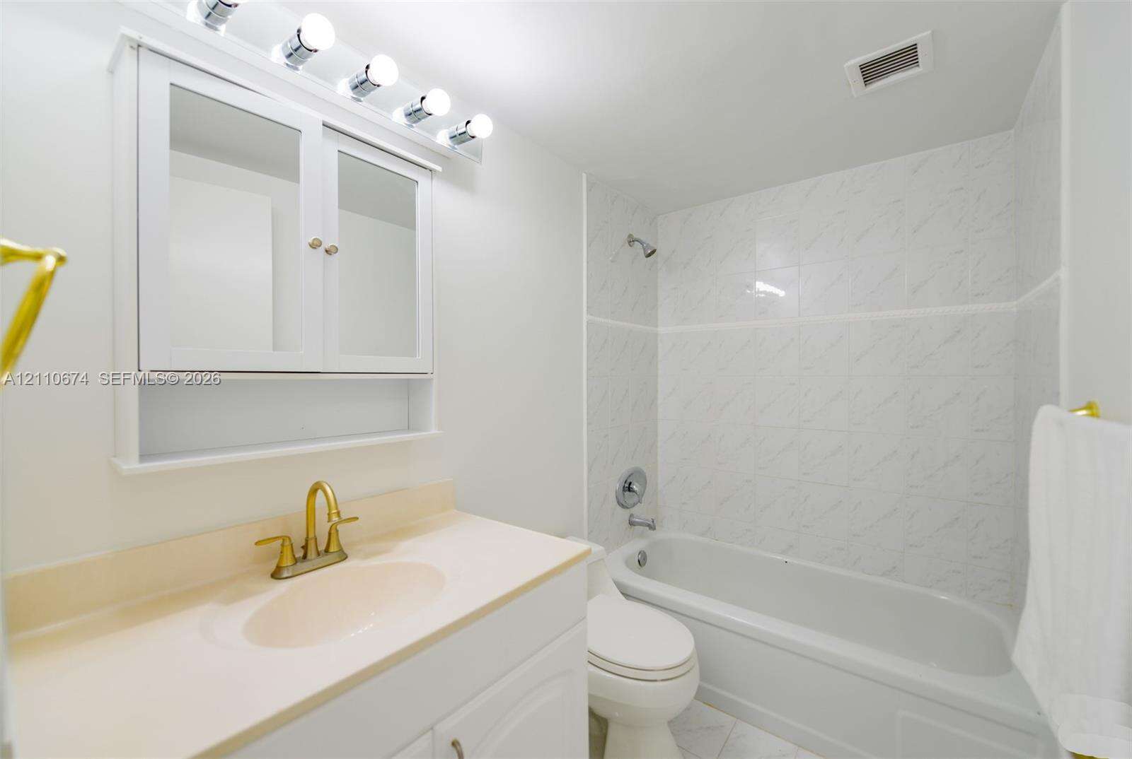Kennedy House | Unit #5H Unit #5H | Picture 19