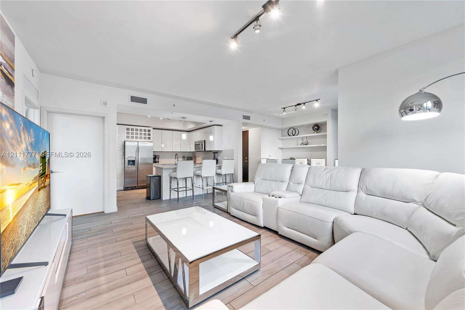 Nine At Mary Brickell Village | Unit #2204 Unit #2204 | Picture 5