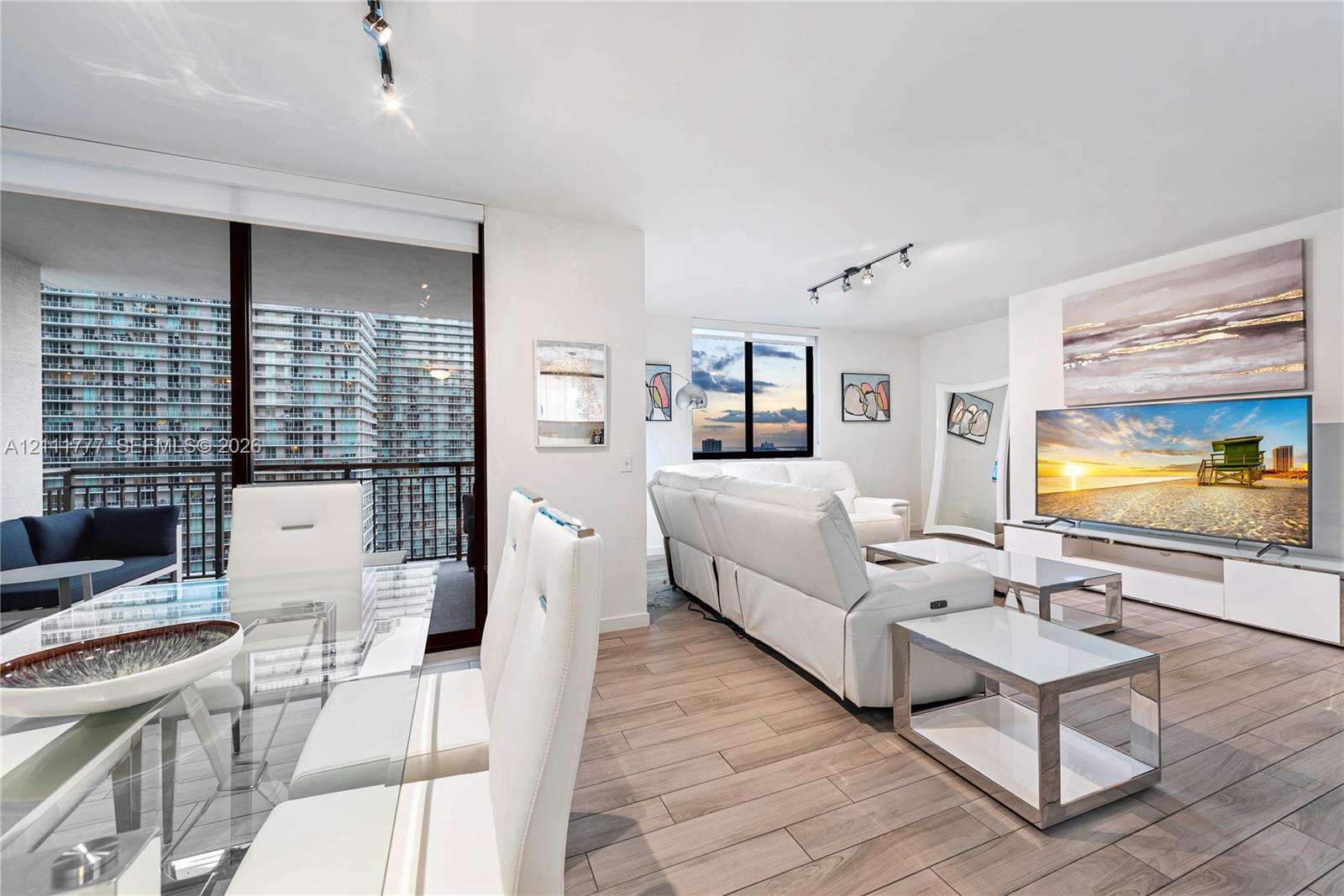 Nine At Mary Brickell Village | Unit #2204 Unit #2204 | Picture 8