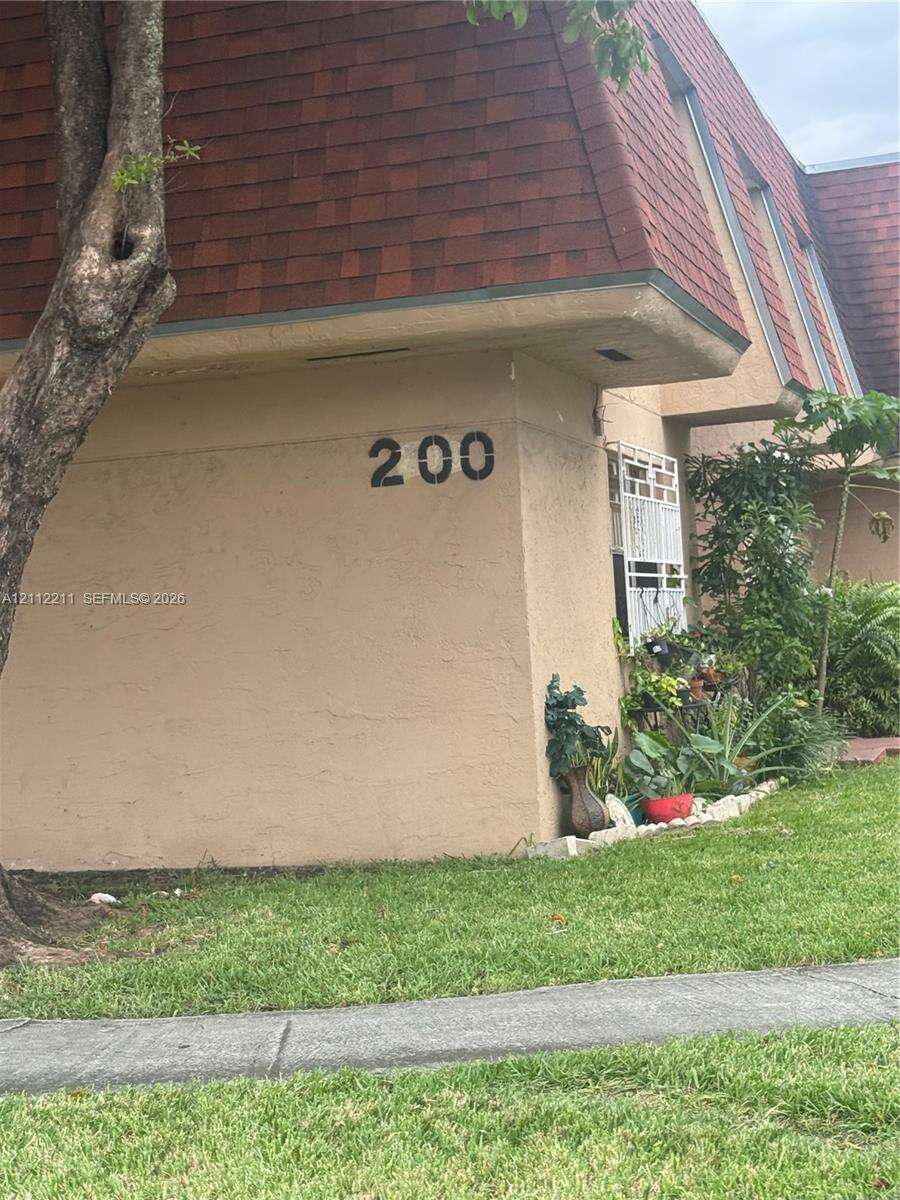 Laguna Club East | Unit #201 Unit #201 | Picture 4