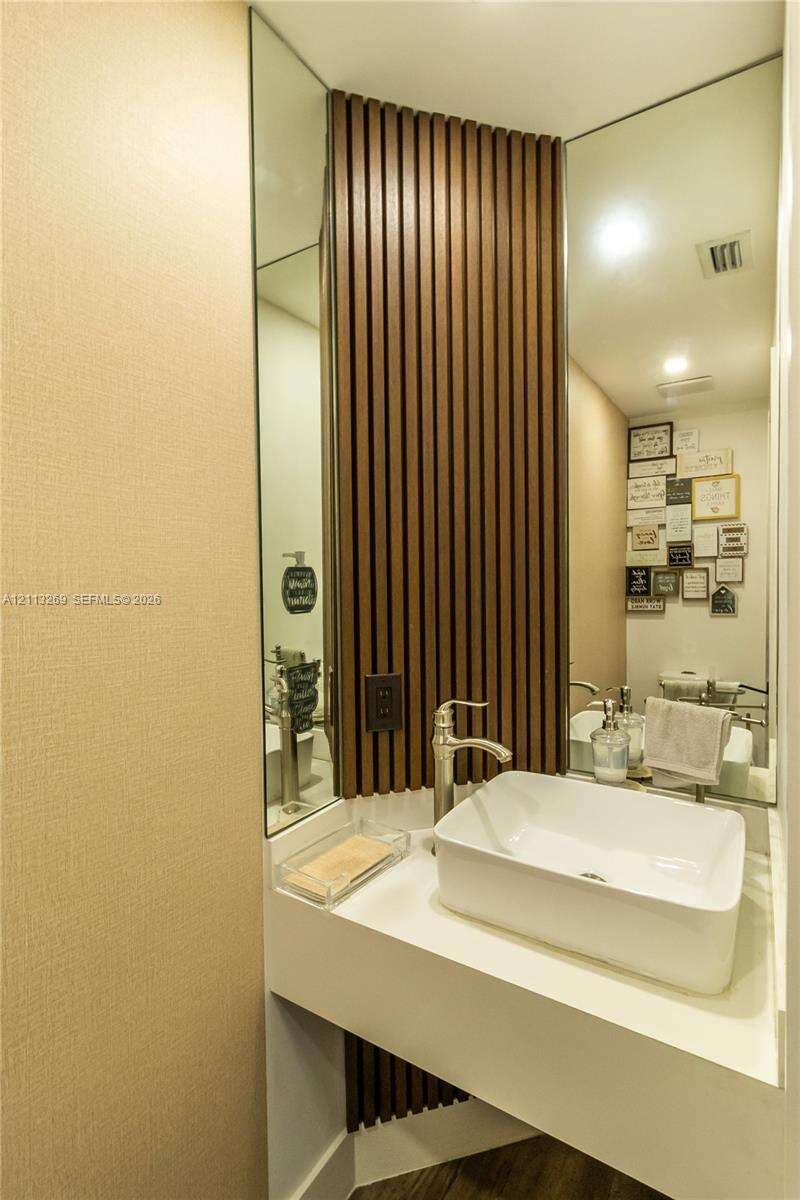 Doral Isles North Section Two | N/A N/A | Picture 18