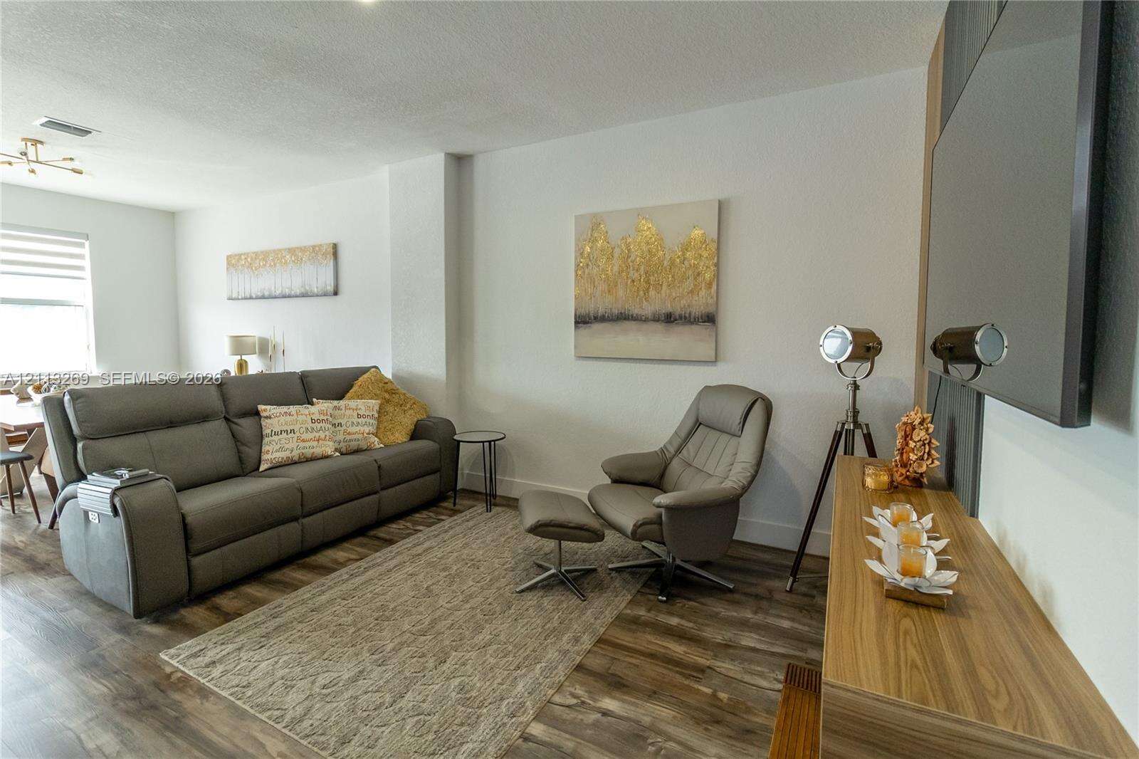 Doral Isles North Section Two | N/A N/A | Picture 8