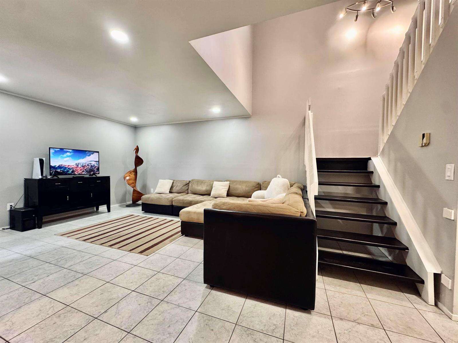Lks Of Meadow Vilg Homes | Unit #A-113 Unit #A-113 | Picture 4